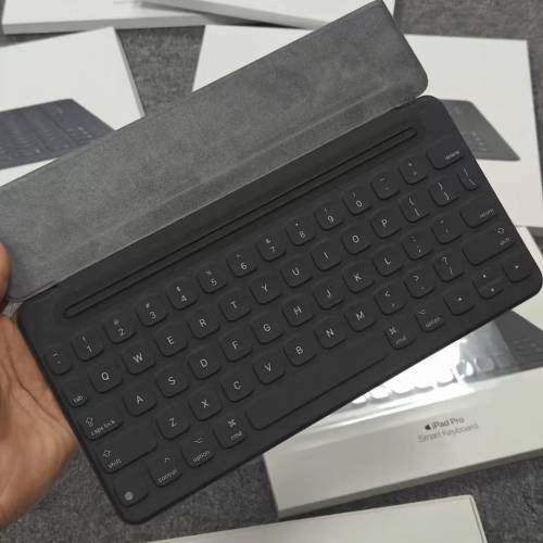 苹果原装正品iPad9/8/7代 10.2/10.5寸智能键盘