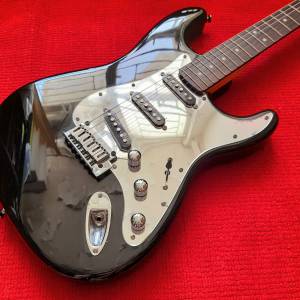 Fender Squier Stratocaster Standard Special Edition Black Mirrord GUITAR 絕版...