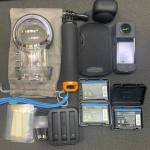觀塘實體店] 二手 Insta360 X3 (共3電+原廠充電管家+鏡頭保護套+潛水殼+浮水自拍桿)...
