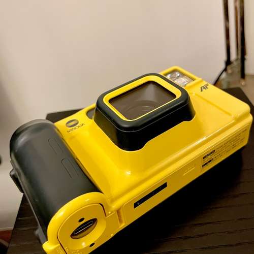Minolta Weathermatic 菲林相機 9成新