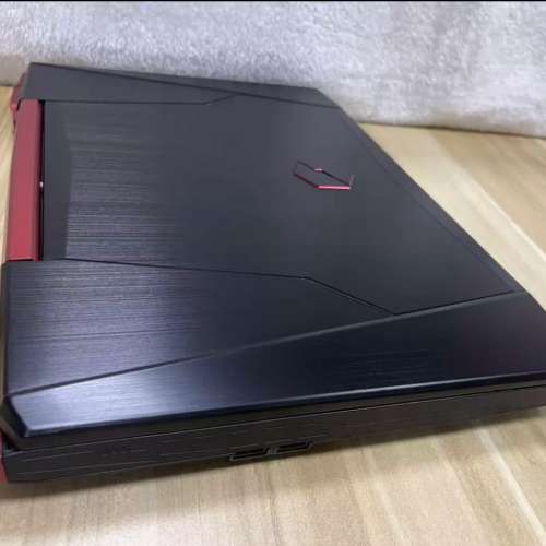 Intel® Core™ i7 6700遊戲剪片高階筆記本，16G 記憶體，512GB SSD 固態，機器成...