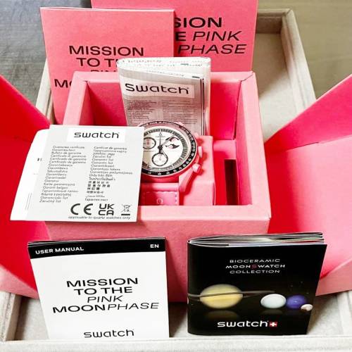 PINK MOONPHASE OMEGA x swatch