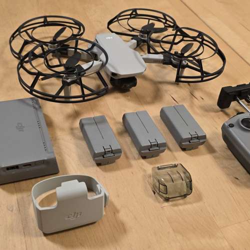 大疆 DJI mini 2 fly more combo
