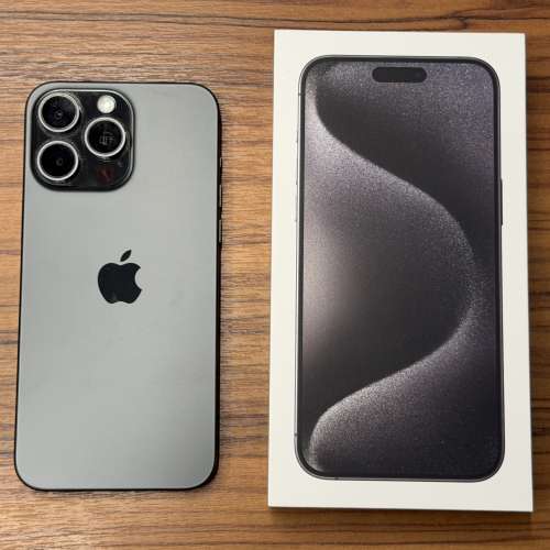 Apple iPhone 15 Pro Max black titanium  256gb