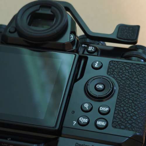 Nikon ZF + 40/2 SE + 28/2.8 SE