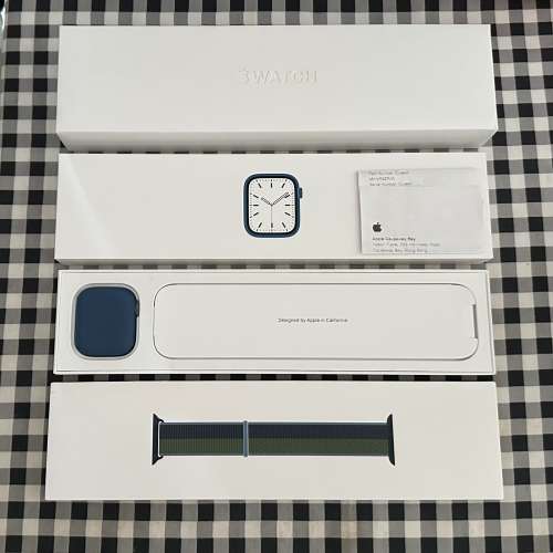 Apple Watch Series 7 45mm 深藍色 行貨 90%新 只玻璃邊位有花痕（圖3）操作和功能...