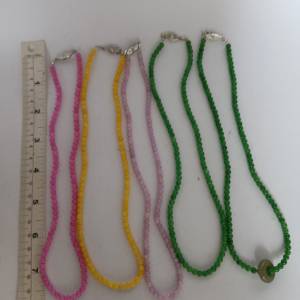 4mm 半寶石珠串 長約16吋 連珠鏈扣 17吋 ， 加送16mm平安扣。 每套200元五套六百元...