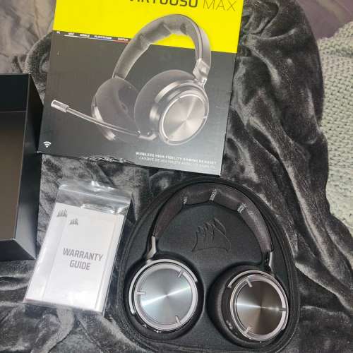 99% New CORSAIR VIRTUOSO MAX WIRELESS Headset, Carbon