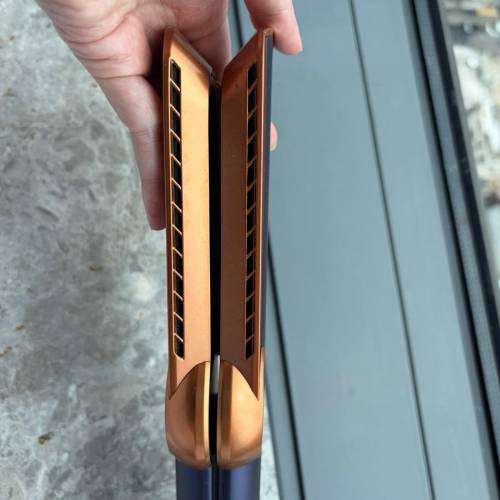 Dyson Airstrait 二合一吹風直髮器