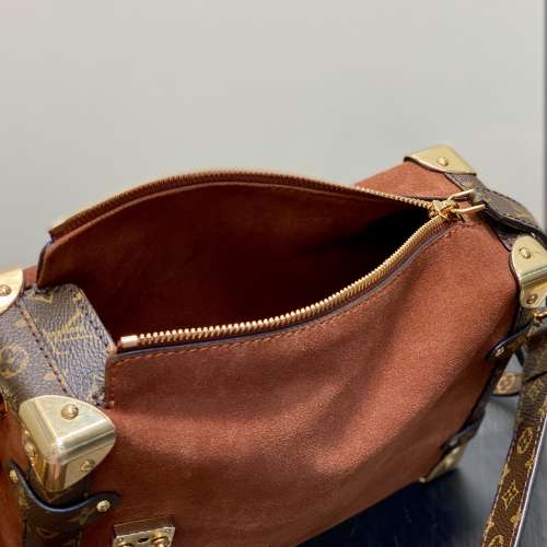 N15072棕色 磨砂皮软盒子