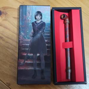 (可以即日交收現貨)PS5 Silent Hill f 沉默之丘 f 限定特典 染血鐵通造型原子筆一支...