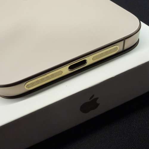 99.99% 新 iPhone 16 Pro Max 512GB 沙漠色
