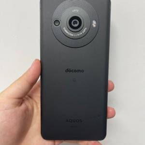 Sharp R8 pro（香港可用到5G網絡）