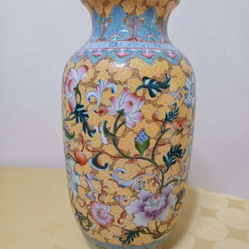 Vase 2