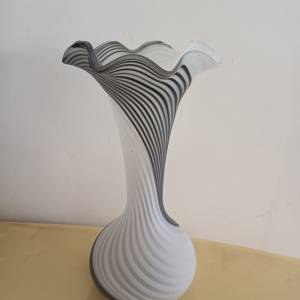 Vase 3