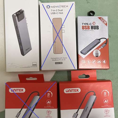 一堆全新轉換器和一個用過 Orico USB3.0 to SATA Adaptor