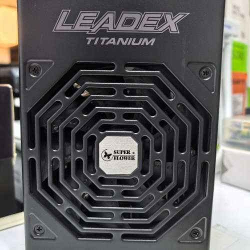 Super Flower Leadex Titanium 80 Plus Titanium 1600W ATX3.1 全模組電源供應器 S...