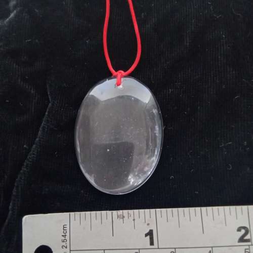 雙用途水晶無事牌吊咀及隨身按摩器， 40x30mm.一手三個共售200元，單一個100元。no...