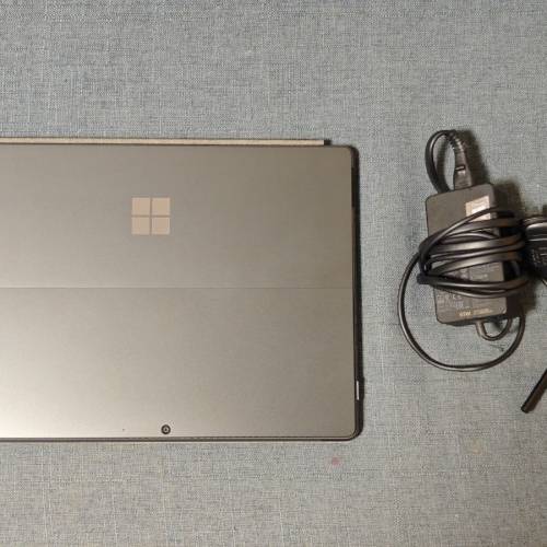 Surface Pro 8 i7/16GB Ram/256 SSD