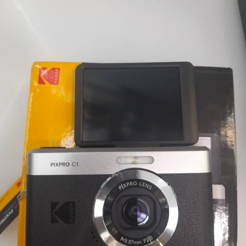 ( 全新行貨 ) Kodak C-1 Slim Selfie ( 超簿自拍神器相機 ) Digital Camera (有啡色...