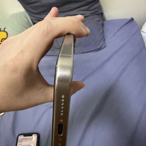 《港行｜iPhone 15 Pro Max 256GB 原鈦｜電池93%（循環476）｜原盒＋USB‑C 線｜西...