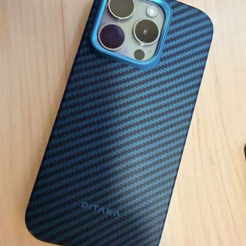 iPhone 15 pro 512GB Titanium