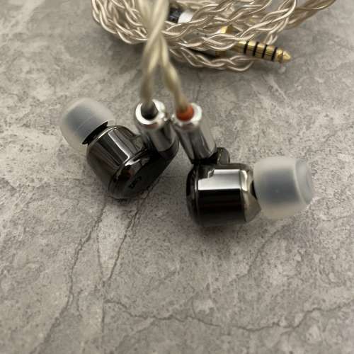 Campfire Audio Dorado 2020