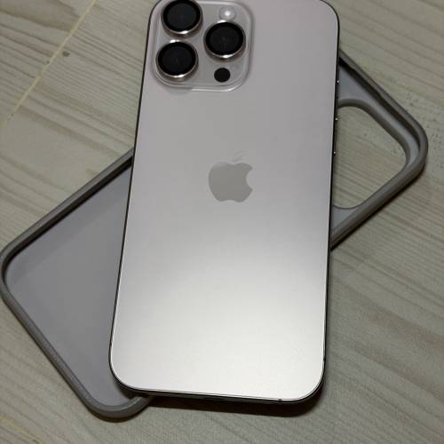 iPhone 16 Pro Max 1TB 沙漠色鈦金屬