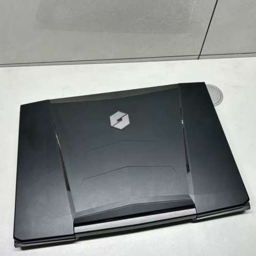 Intel® Core™ i7-6700高階電競RGB手提電腦，GTX 獨立顯卡，16G DDR4，512G 固態硬...