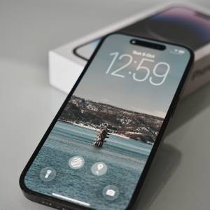 iPhone 14 Pro 暗紫色