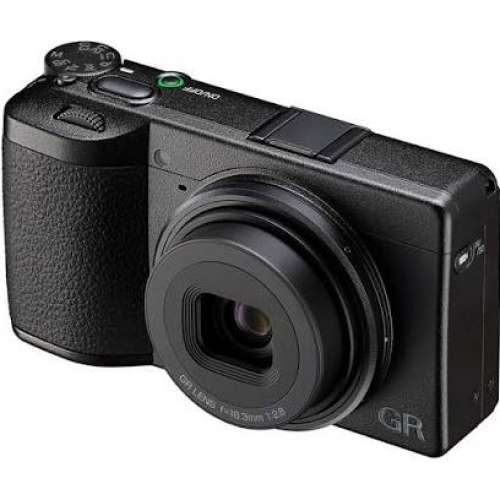 Ricoh GR iv