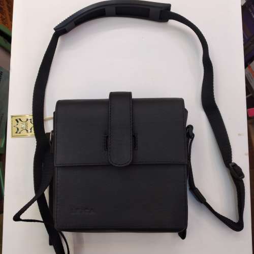 全新Leica Leather Case for Binoculars & Compact Camera（14cm x 14cm x 4.5cm )