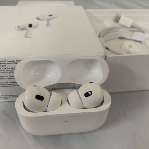 99%New Apple AirPods Pro 2 MagSafe Case (USB-C) MTJV3 保到1-5-2026