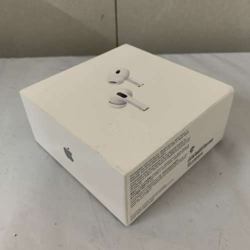 99%New Apple AirPods Pro 2 MagSafe Case (USB-C) MTJV3 保到1-5-2026