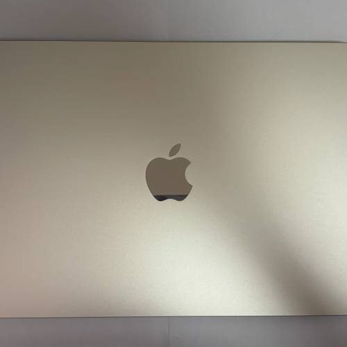 MacBook Air m2 16+512 Gold