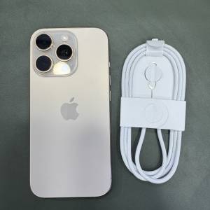 99%New iPhone 16 Pro 128GB 金色 香港行貨 蘋果保養到2026年8月7日 電池100% 有配...