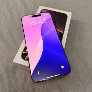 出自用99新iPhone 16 pro max 256G 沙漠色鈦金香港行貨，屏幕外觀完好，機身無痕，...