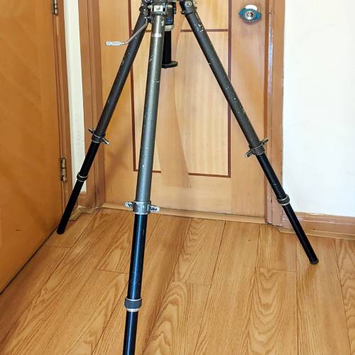 GIZA R&eacute; 410 三腳架