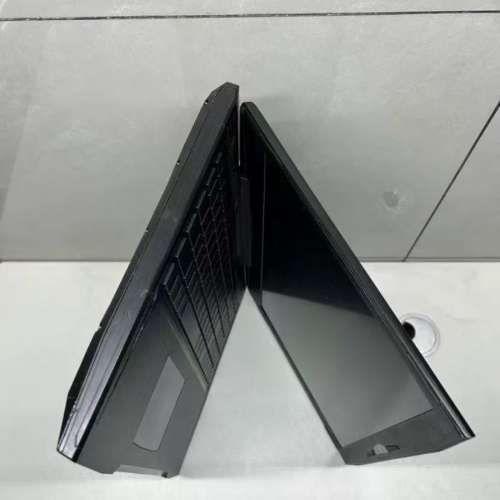 Intel&reg; Core&trade; i7-7700電競筆記本電腦，頂配 16G ddr4 記憶體，samsung 870 evo 2...