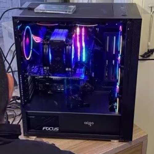 Intel&reg; Xeon&reg; 致強E5 RGB電競電腦主機，16G 記憶體* 512G SSD固態硬盤，RGB 氛圍...