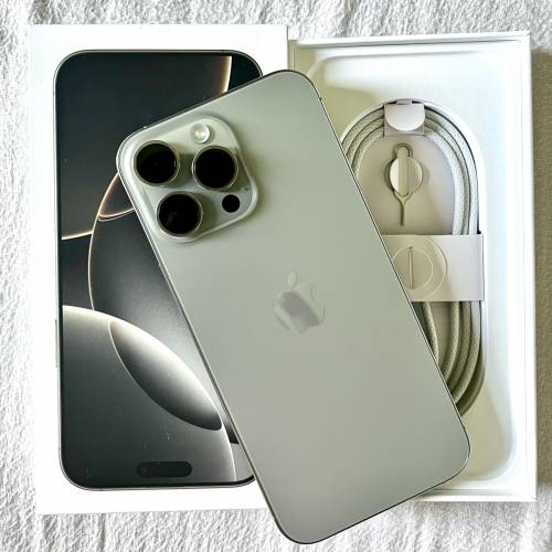 Apple iPhone 16 Pro Max 512G鈦金屬灰色，港版行貨有單