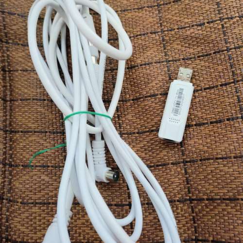 MyGica D690 DTMB USB 高清電視接收棒  HDTV stick , 連 3米  延長線,  Windows 10...