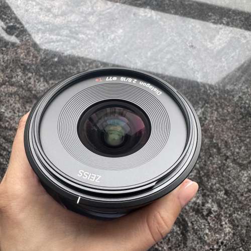 Zeiss Batis 2.8/18mm E Mount