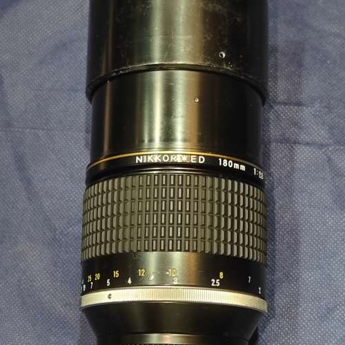 Nikon 180/2.8 *ED AIS 對焦順，光圈開合正常 玻璃通透靚仔，冇發霉問題 冇花冇傷，...