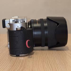 Leica DIgilux 3 body  + leica vario elmarit 14-50mm 光圈2.8 鏡頭. 九成半新