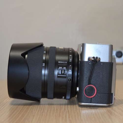 Leica DIgilux 3 body  + leica vario elmarit 14-50mm 光圈2.8 鏡頭. 九成半新