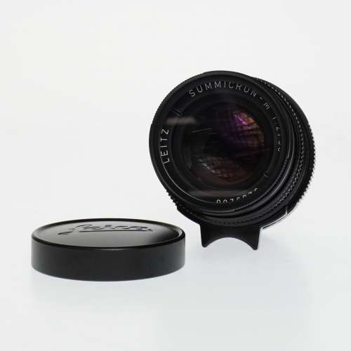 Leica Leitz Wetzlar Summicron M 50mm F2 Lens with cap