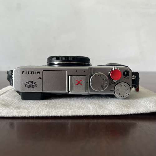 全場最平 超級新淨 FUJIFILM X-E2 CAMERA etc... fuji fujinon 富士 相機 鏡頭 xe2...