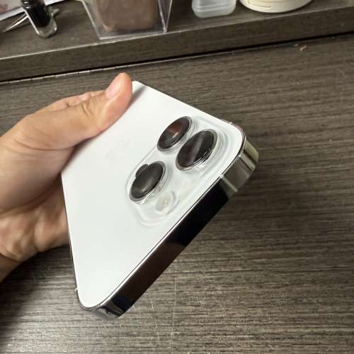 iPhone 14pro 512gb,港行雙卡、電池健康度83，所有原裝，所有功能正常！！