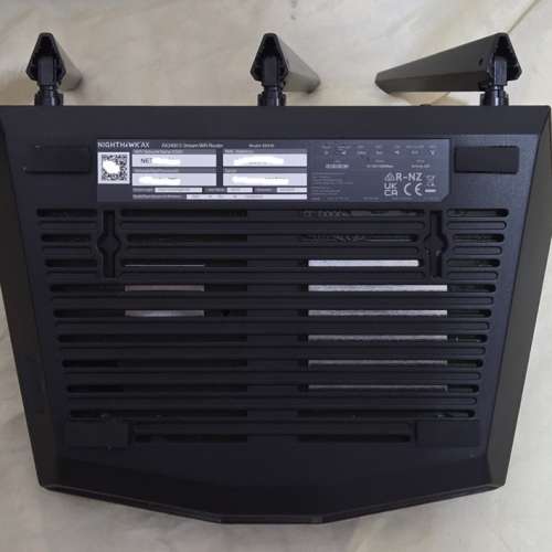 NETGEAR Nighthawk RAX30 AX2400 WIFI 6 ROUTER 路由器